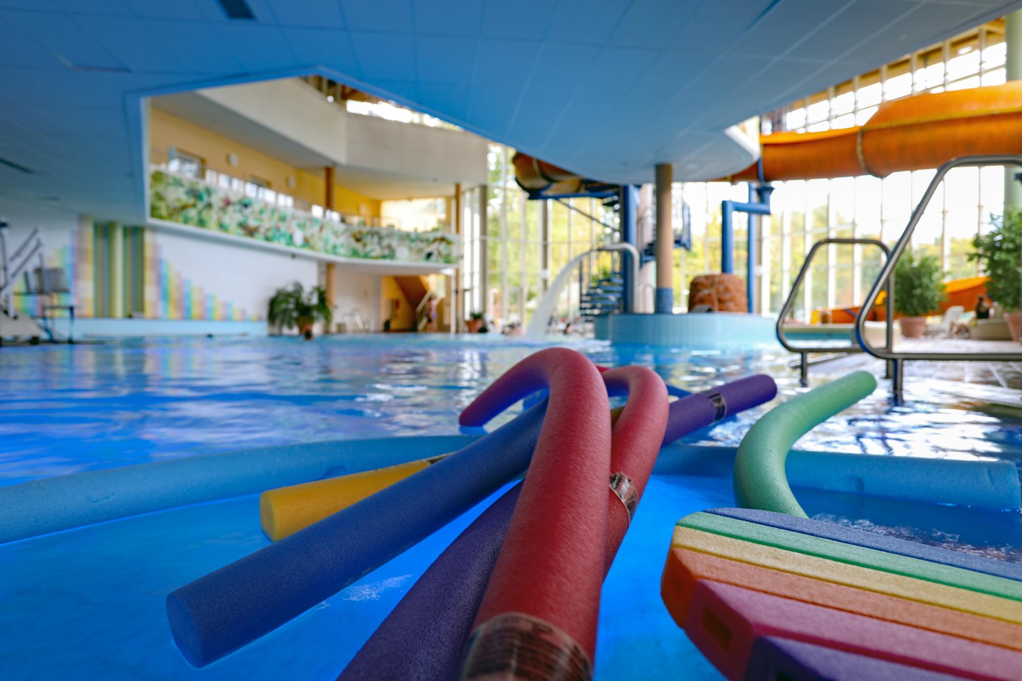 Aqua-Fitness im Felsland Badeparadies