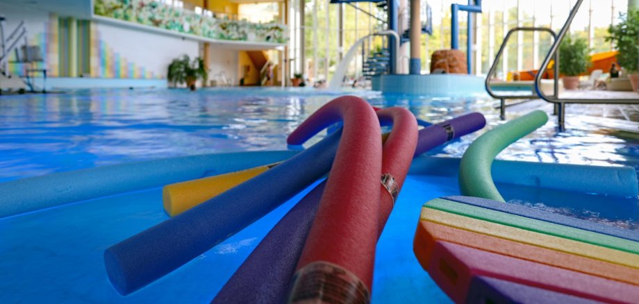 Aqua-Fitness im Felsland Badeparadies