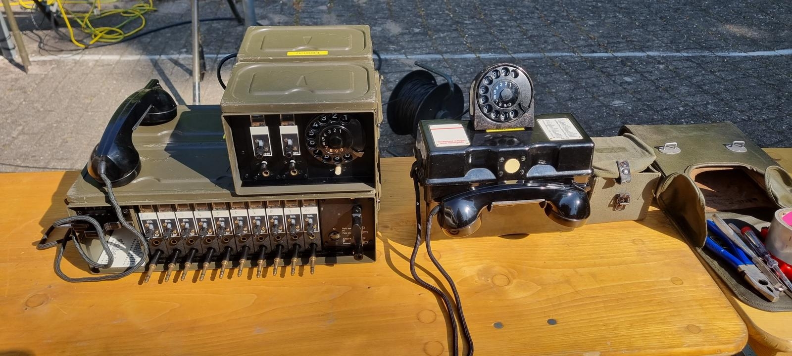 Die IuK-Einheit telefonier auch mit der Awitel-Anlage.