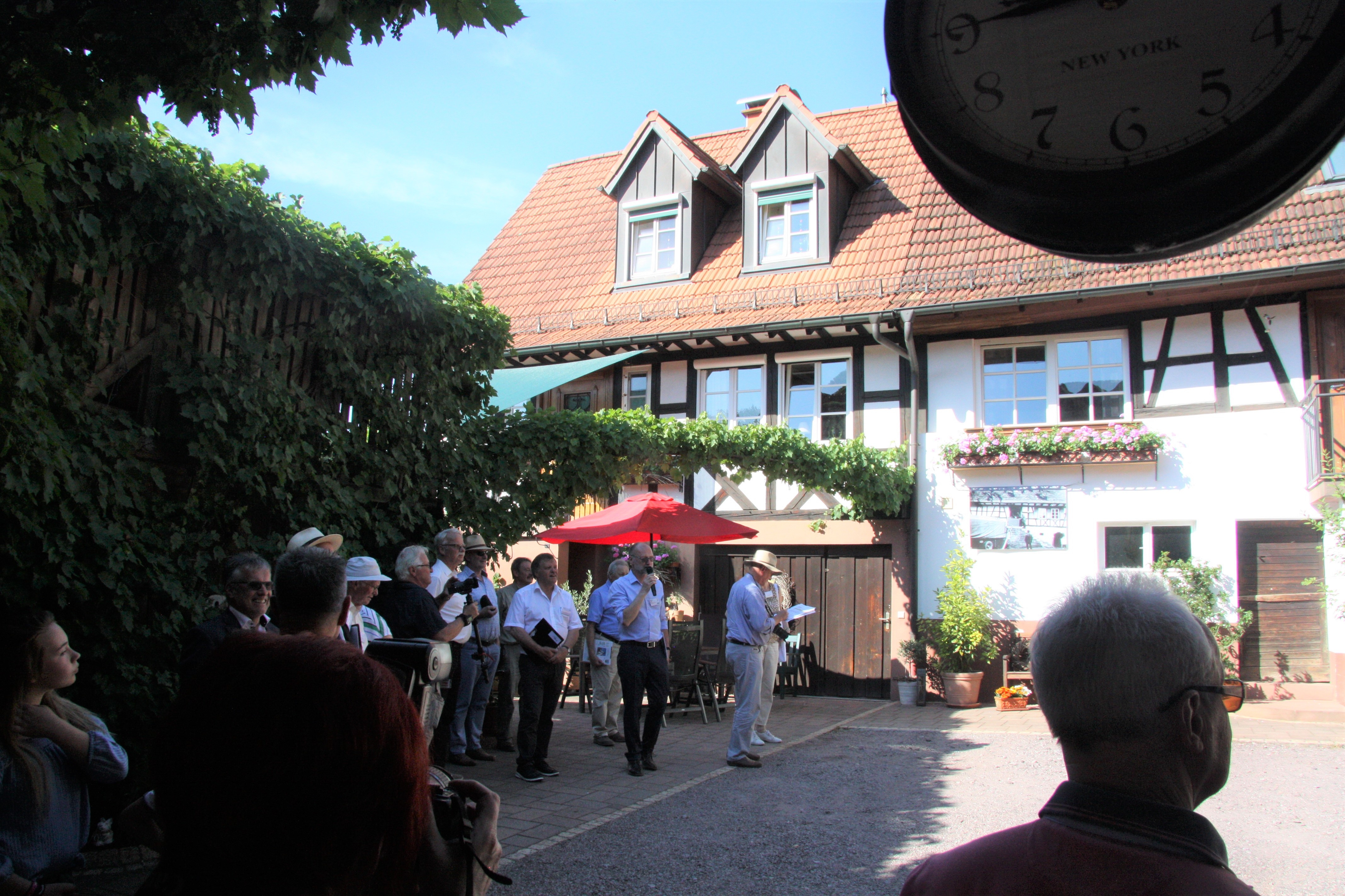 Die Kommission besuchte bemi Bundesentscheid Unser Dorf hat Zukunft 2019 Rumbach